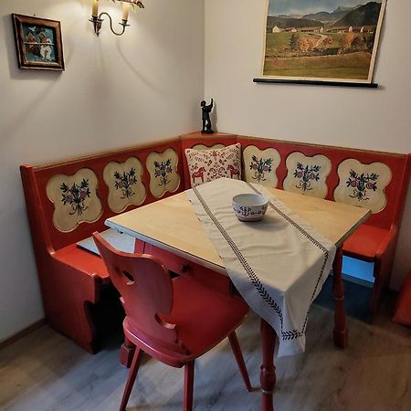 Ferienwohnung Resl - Geschmackvoll Renoviert & Zentral Im Historischen Schindelhaus Oberstaufen Buitenkant foto
